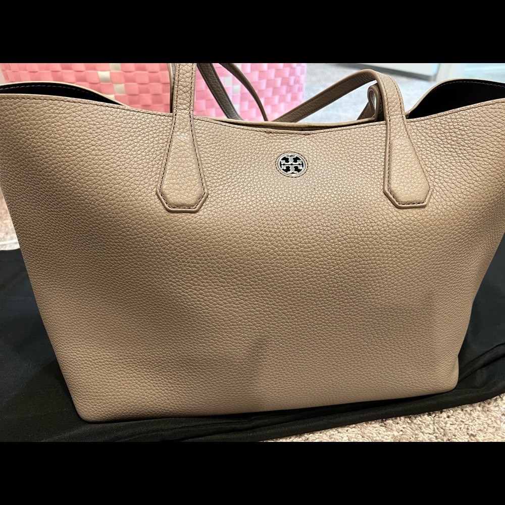 Tory Burch perry tote in grey